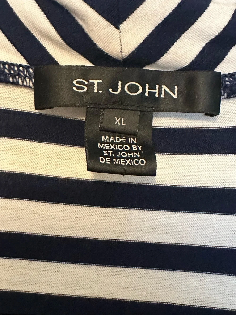 St. John Black & White Striped Long-Sleeve Women’s Top XL GUC